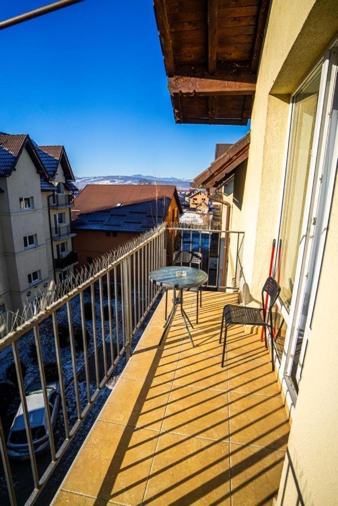 N & G Apartments Rîşnov Εξωτερικό φωτογραφία